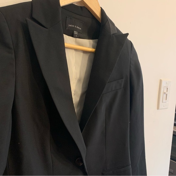Judith and Charles black single button suit jacket - Picture 3 of 7